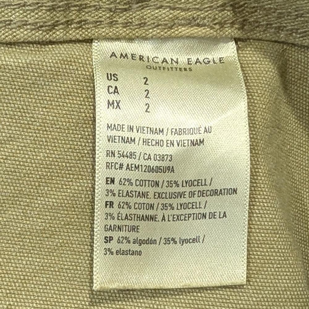 American Eagle Olive Green Stretch Highest Rise 90s Boyfriend Cargo Short Size 2 - Picture 8 of 13
